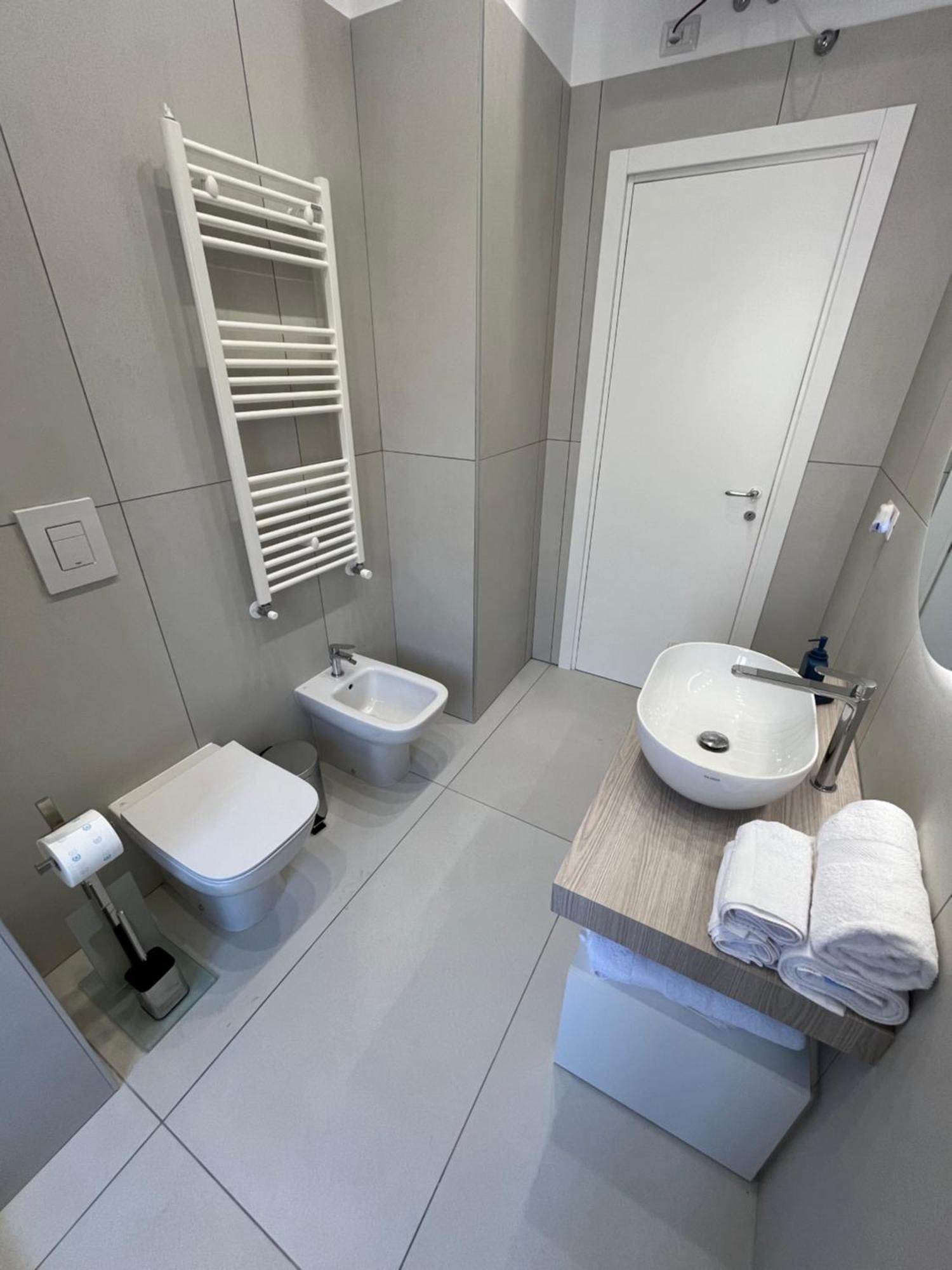 Maison Grimaldi Napoli Esterno foto