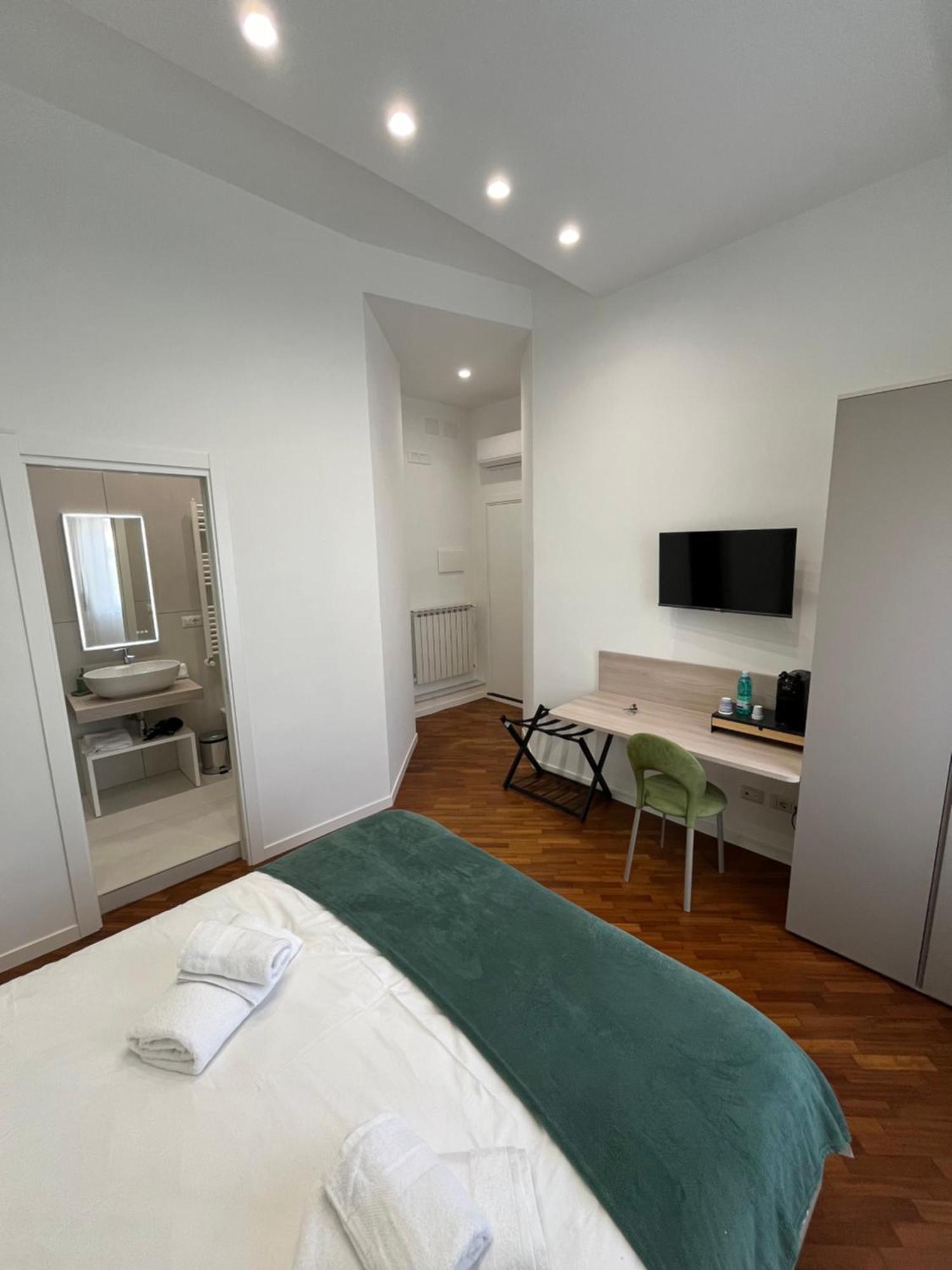 Maison Grimaldi Napoli Esterno foto