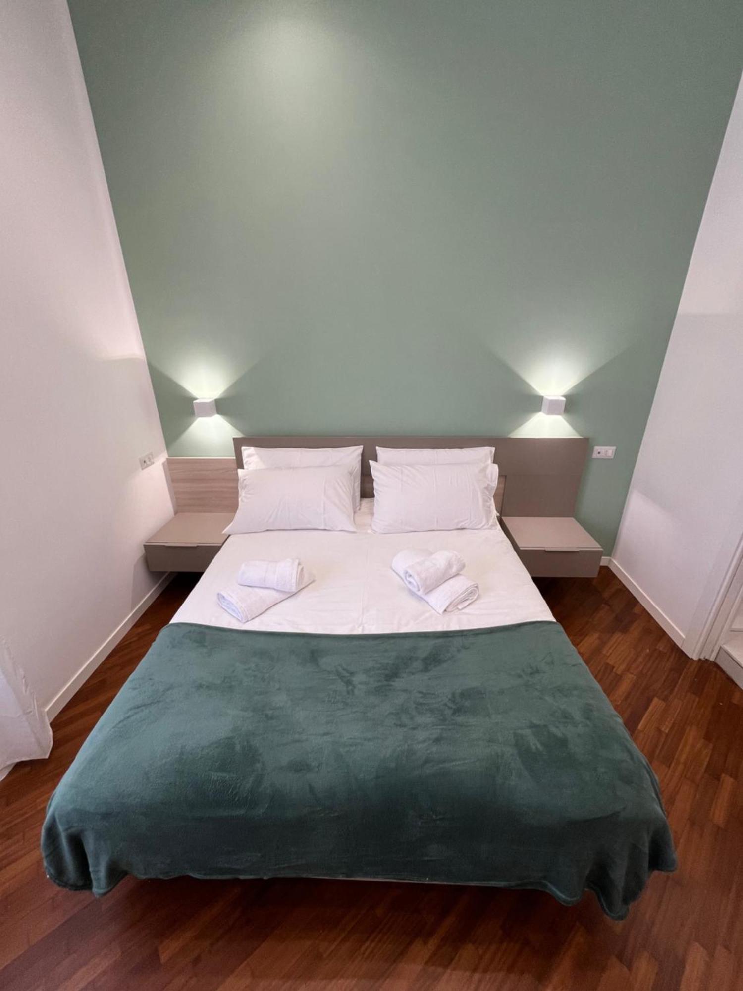 Maison Grimaldi Napoli Esterno foto